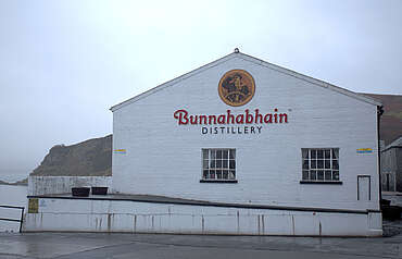 Bunnahabhain building&nbsp;uploaded by&nbsp;Ben, 07. Feb 2106