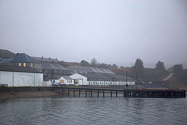 Bunnahabhain view from the water&nbsp;uploaded by&nbsp;Ben, 07. Feb 2106