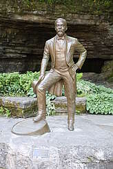 Jack Daniels on the rocks statue&nbsp;uploaded by&nbsp;Ben, 07. Feb 2106