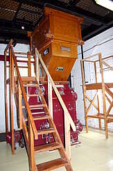 Bowmore malt mill&nbsp;uploaded by&nbsp;Ben, 07. Feb 2106