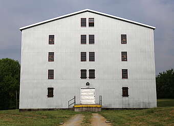 Willett new warehouse&nbsp;uploaded by&nbsp;Ben, 07. Feb 2106