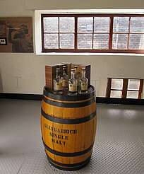 Glen Garioch cask with some bottles&nbsp;uploaded by&nbsp;Ben, 07. Feb 2106