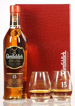 Glenfiddich with 2 Glasses