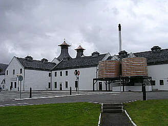 Dalwhinnie Distillery&nbsp;uploaded by Tumbler, 27. Oct 2014