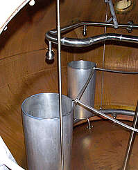 Glenlossie automatic pot still cleaning&nbsp;uploaded by&nbsp;Ben, 07. Feb 2106