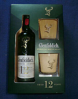 Glenfiddich Single Malt Scotch Whisky + 2 Tumbler Geschenkset