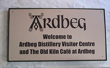 Ardbeg visitor center sign&nbsp;uploaded by&nbsp;Ben, 07. Feb 2106