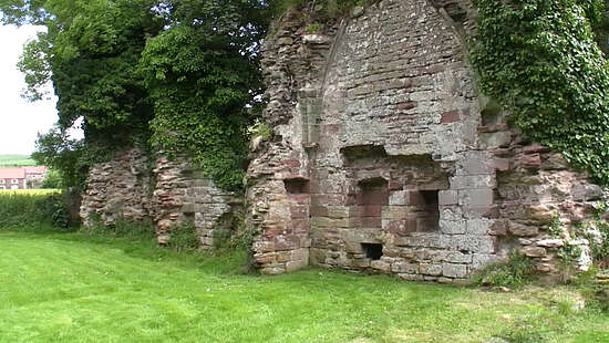 Inside the Ruins of the Lindores Abbey