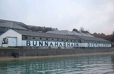 Bunnahabhain view from the water&nbsp;uploaded by&nbsp;Ben, 07. Feb 2106