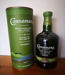 Connemara Peated Whiskey 0.7L (40% vol.) and Nosing glass