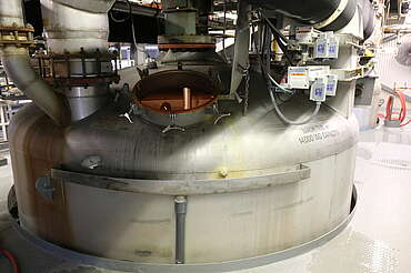 Mash tub of the Heavenhill distillery.&nbsp;uploaded by&nbsp;Ben, 07. Feb 2106