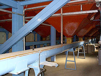 Glen Moray malt silo with a conveyer&nbsp;uploaded by&nbsp;Ben, 07. Feb 2106